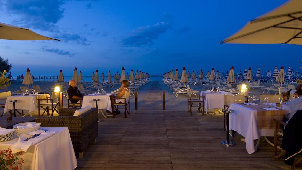 Gallia Club Hotel Чезенатико Экстерьер фото